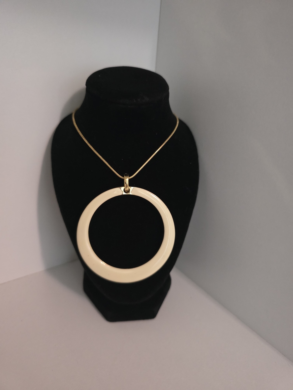 Vintage Gold Chain Necklace with Cream Circular Pendant - Women Jewelry